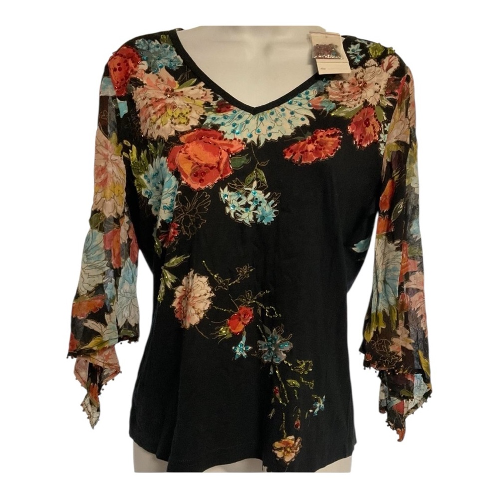 Bila Floral  NWT V-Neck Women's Top made in India. Petite Large will also fit M